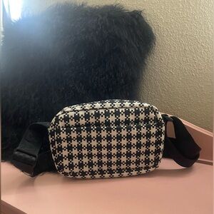 Black and White Pixel Gingham Camera Crossbody Baggu
